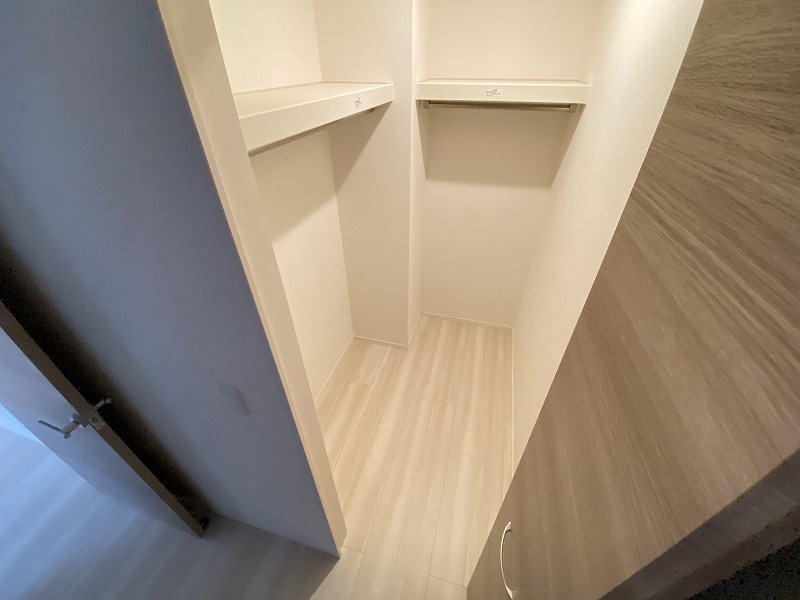 神戸市兵庫区芦原通４丁目のアパートの収納|ウォークインクローゼット
