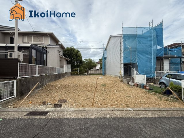 神戸市西区狩場台5丁目　土地の外観|土地45.68坪！平坦地！南西向きで陽当たり良好♪前面道路広々で交通量も少なく駐車も安心です！