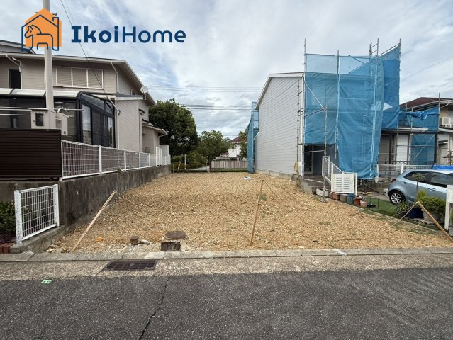 神戸市西区狩場台5丁目　土地の前面道路含む現地写真|●年中無休：当日予約可●整形地の為、ご希望建築プランの間取りが入りやすいです。
