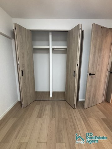 メガロコープ西陣 A棟の洋室|6.4帖洋室