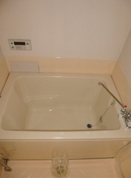 富佳ビルの浴室