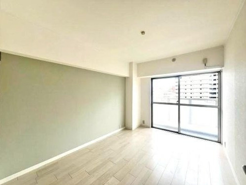 日商岩井京橋ハイツ　5階の洋室