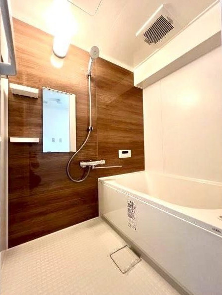 日商岩井京橋ハイツ　5階の浴室