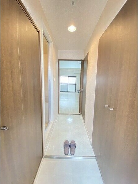 フェリーチェ江坂マンションの玄関