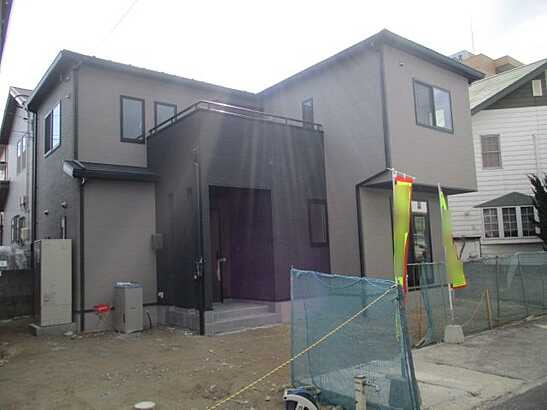 【前面道路含む現地写真】