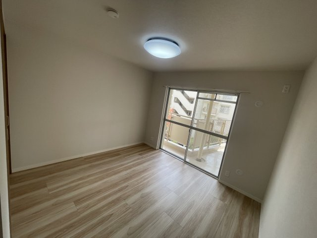 【洋室】境谷西第2住宅団地16棟 