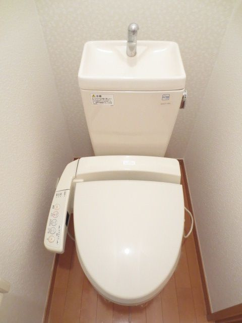 メゾネットYAYAのトイレ