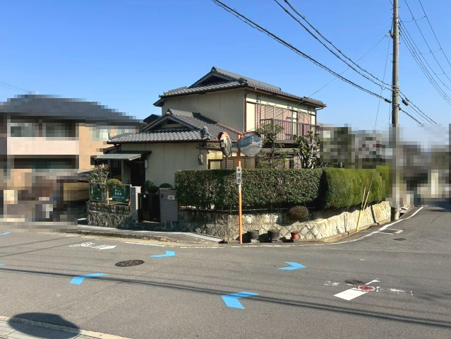 【価格改定】長岡京市高台2丁目の外観|現地ご案内可能です。
お気軽にご相談ください！