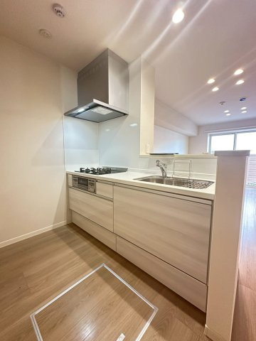 シャーメゾンステージ茨木春日のキッチン