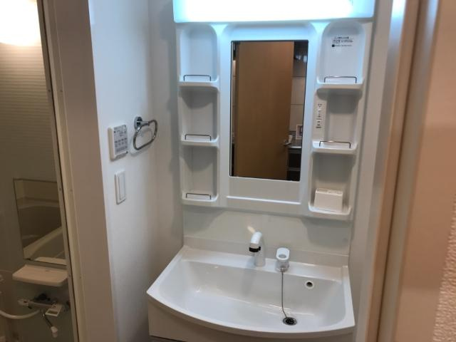 ハニーカルテットの洗面所|洗面