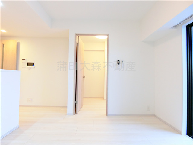 S-RESIDENCE大森bresaの居間・リビング|LDK10.6帖　リビングダイニングキッチン