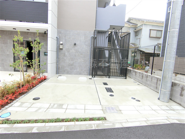 S-RESIDENCE大森bresaの駐車場|敷地内駐車場　空き状況等詳細はお問合せください。