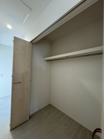 Adoble+ーアドブル＋小倉南区湯川新町4丁目5期　【小倉南区　新築戸建て】の収納|２階通路にも便利な収納スペース♪　【小倉南区　新築戸建て】