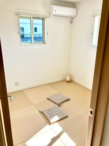 ルミナスガーデン飯山町２号地の和室