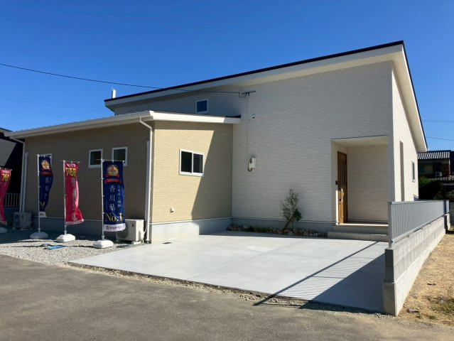 ルミナスガーデン飯山町２号地の外観