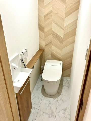 ルミナスガーデン飯山町２号地のトイレ