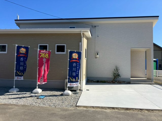 ルミナスガーデン飯山町２号地の外観