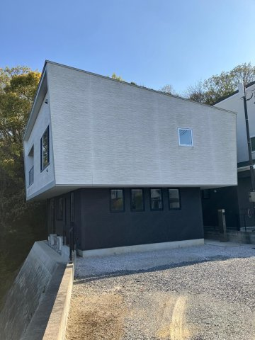 福岡市城南区南片江5丁目　中古戸建の外観|おしゃれな外観です