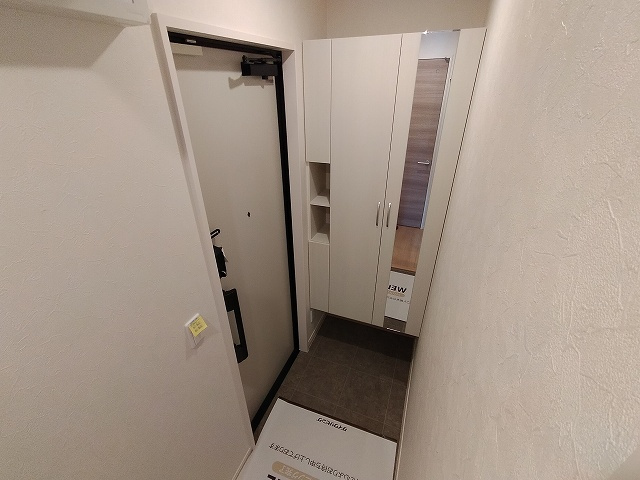 神戸市兵庫区兵庫町１丁目のアパートの玄関|玄関