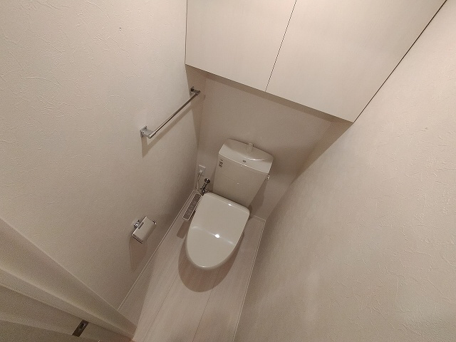 神戸市兵庫区兵庫町１丁目のアパートのトイレ|ウォッシュレット付トイレ