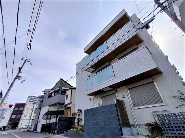 神戸市兵庫区兵庫町１丁目のアパート