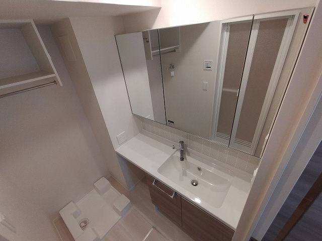 神戸市兵庫区兵庫町１丁目のアパートの洗面所|シャンプードレッサー