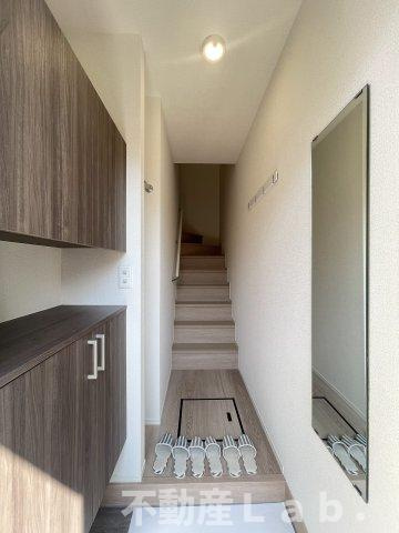 グランフォレ白藤の玄関