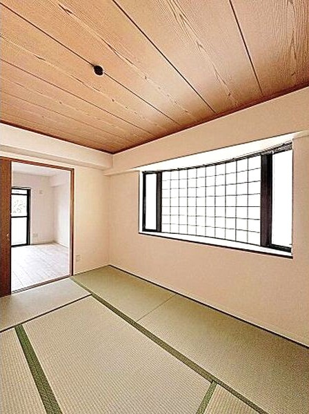 ファミーユすなごＡの和室