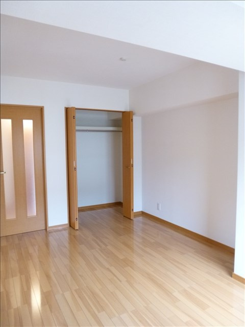 ユタカマンションの寝室