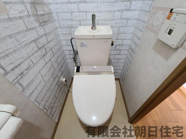 【トイレ】 | サンシティ嫁ヶ島 | ゆったりとした空間のトイレです