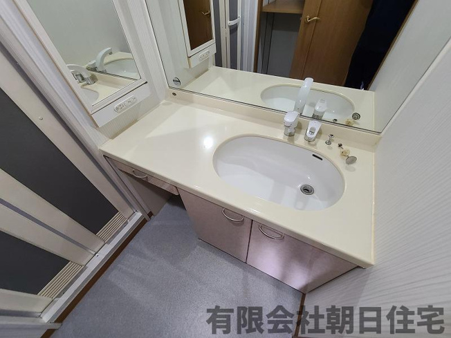 【独立洗面台】 | サンシティ嫁ヶ島 | 独立洗面化粧台が付いています