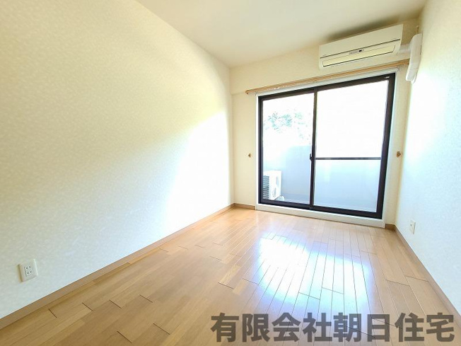 【洋室】 | サンシティ嫁ヶ島 | 使い勝手のいい洋室です