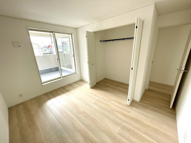 【洋室】 | 【新築分譲住宅　～クレイドルガーデン～】 山形市あかねヶ丘　第4　☆全3棟☆ | 【Style Room】
家族一人ひとりの大切なプライベート空間。趣味・感性で個性的に飾って頂けるようシンプルに仕上げてあります。自分時間を充実させながら心豊かなひとときを過ごすための大切な空間。