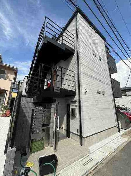 クリスタル南流山の外観