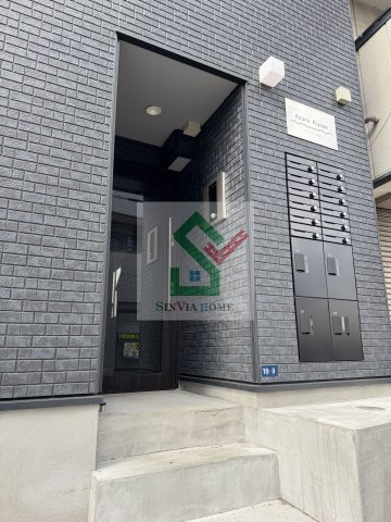 アジュール清瀬のエントランス