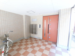 【エントランス】