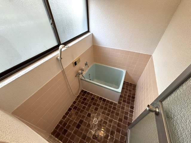 中野4丁目戸建の浴室