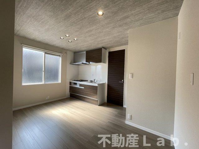 ヴィラウィステリア南高江の居間・リビング