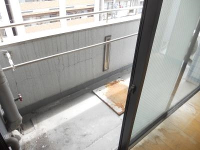 ビバ丸太町のバルコニー