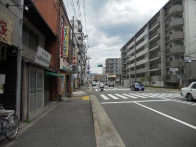 ビバ丸太町の周辺|前面道路