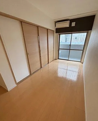 エクセル吹田の居間・リビング