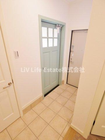 ヴィラアイビス　の玄関