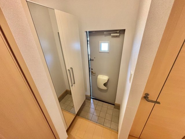 アイリスガーデンBの玄関