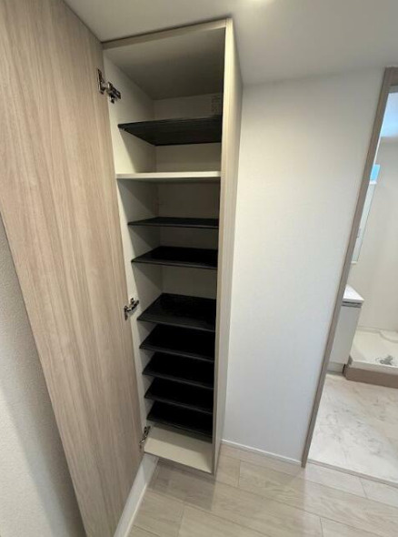 ALTO緑が丘　新築　ペット相談　駅近　角部屋の収納