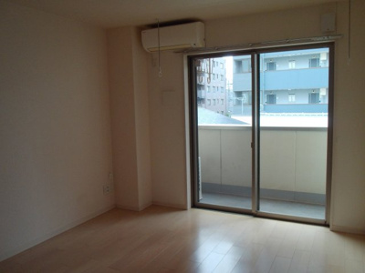 【洋室】 | プランドールからもも