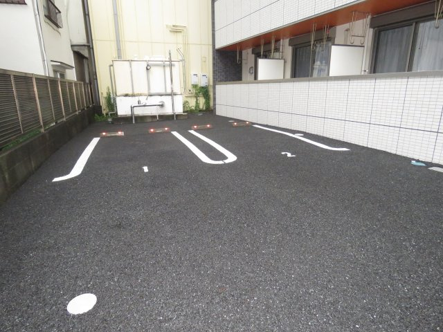 プランドールからももの駐車場|駐車場
