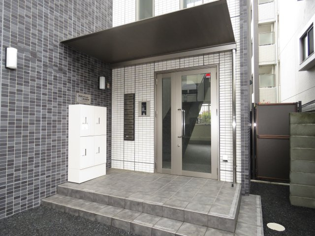 プランドールからもものエントランス