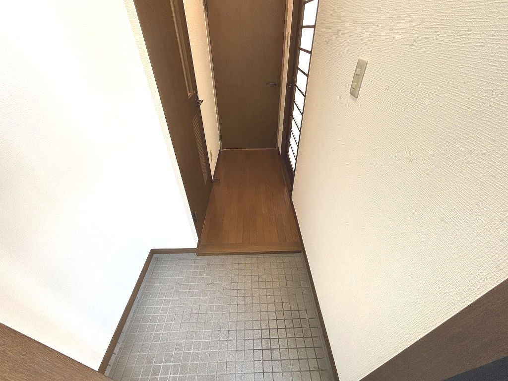 パパ・ド・ポーラスターの玄関|きれいな玄関です