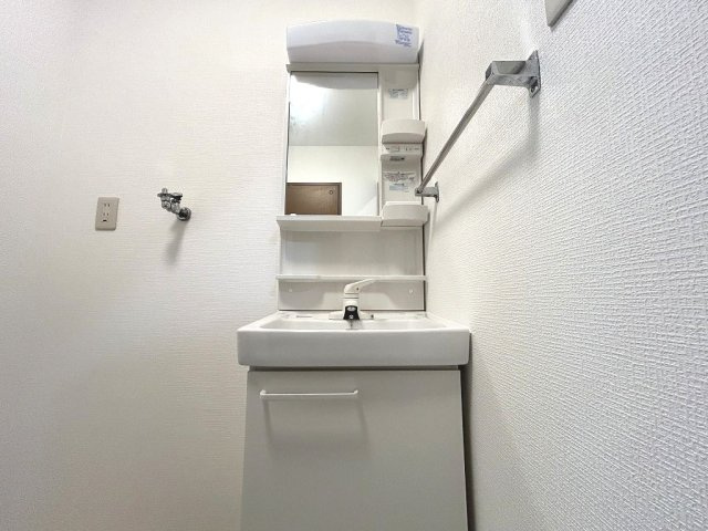 パパ・ド・ポーラスターの独立洗面台|独立洗面台です