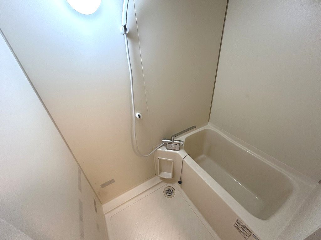 パパ・ド・ポーラスターの浴室|日々の疲れを癒すお風呂付です